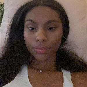 Meet your Posher, Skylar